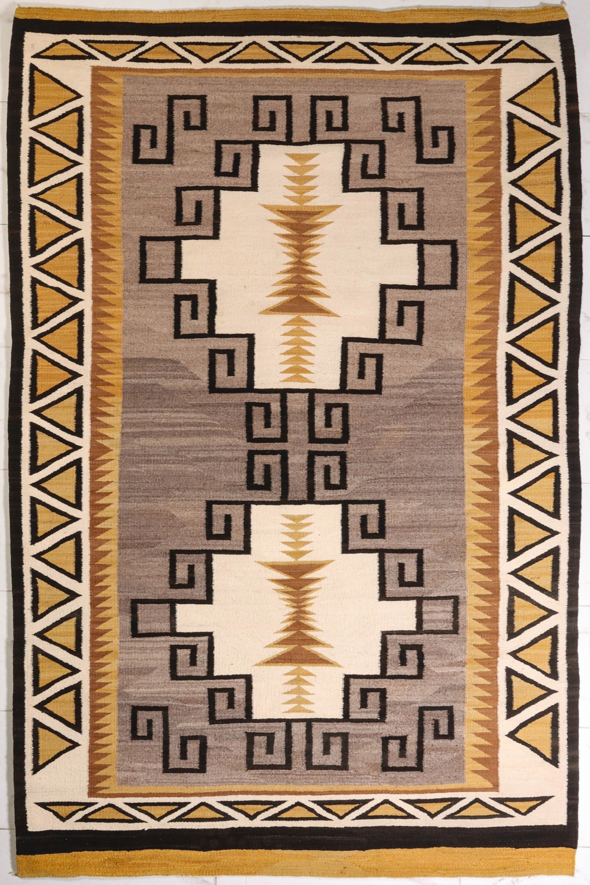 A FINE LARGE NICELY WOVEN NAVAJO RUG