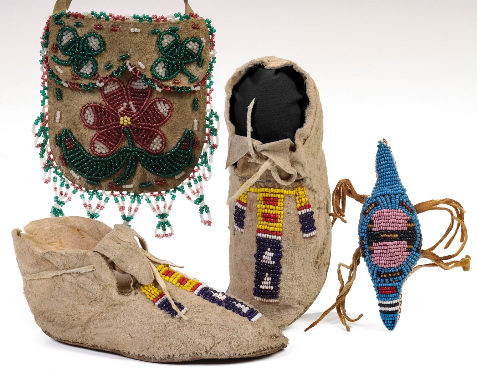 A COLLECTION OF PLAINS AND PLATEAU REGION BEADWORK