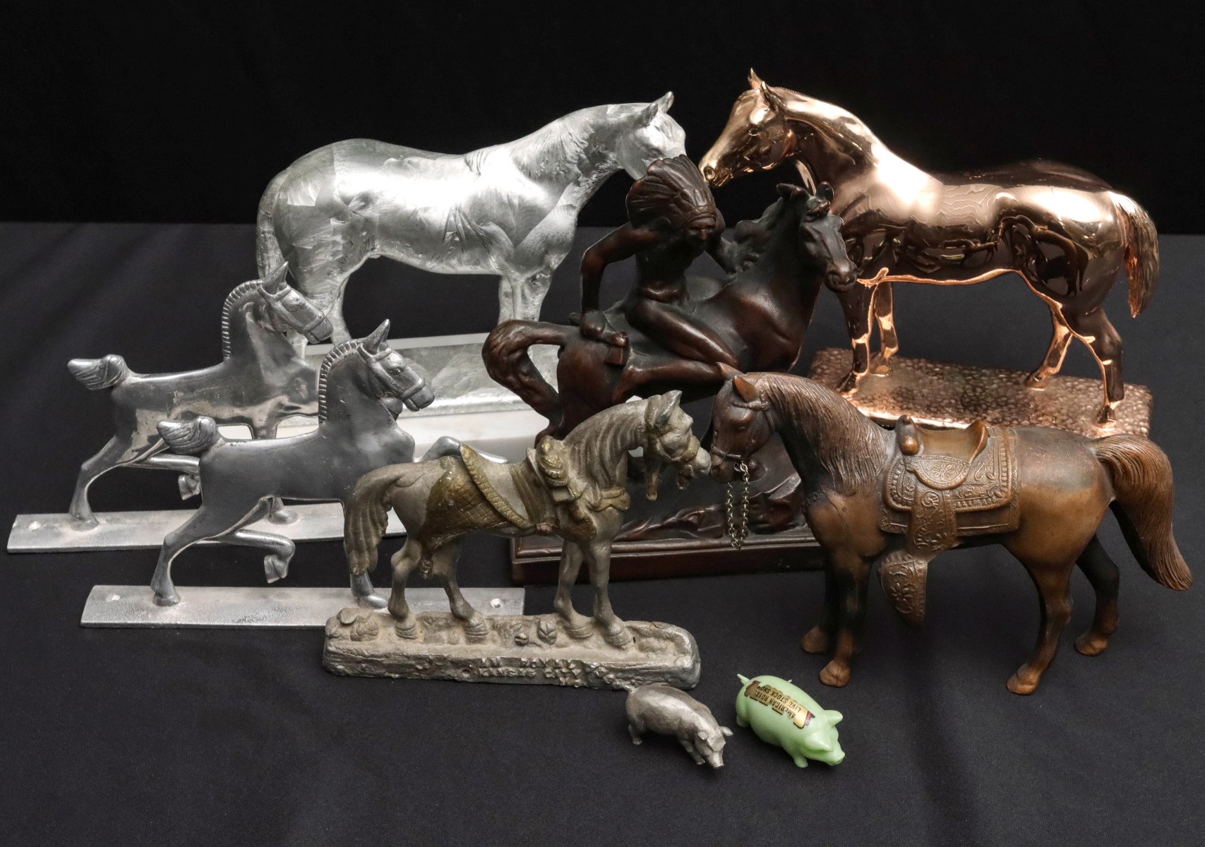 A COLLECTION OF VINTAGE EQUESTRIAN INCL AMERICAN ROYAL