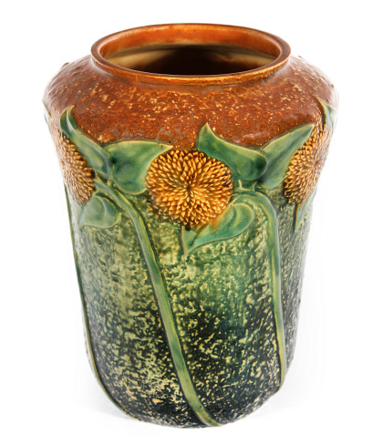 Roseville and Other Commercial Art Pottery