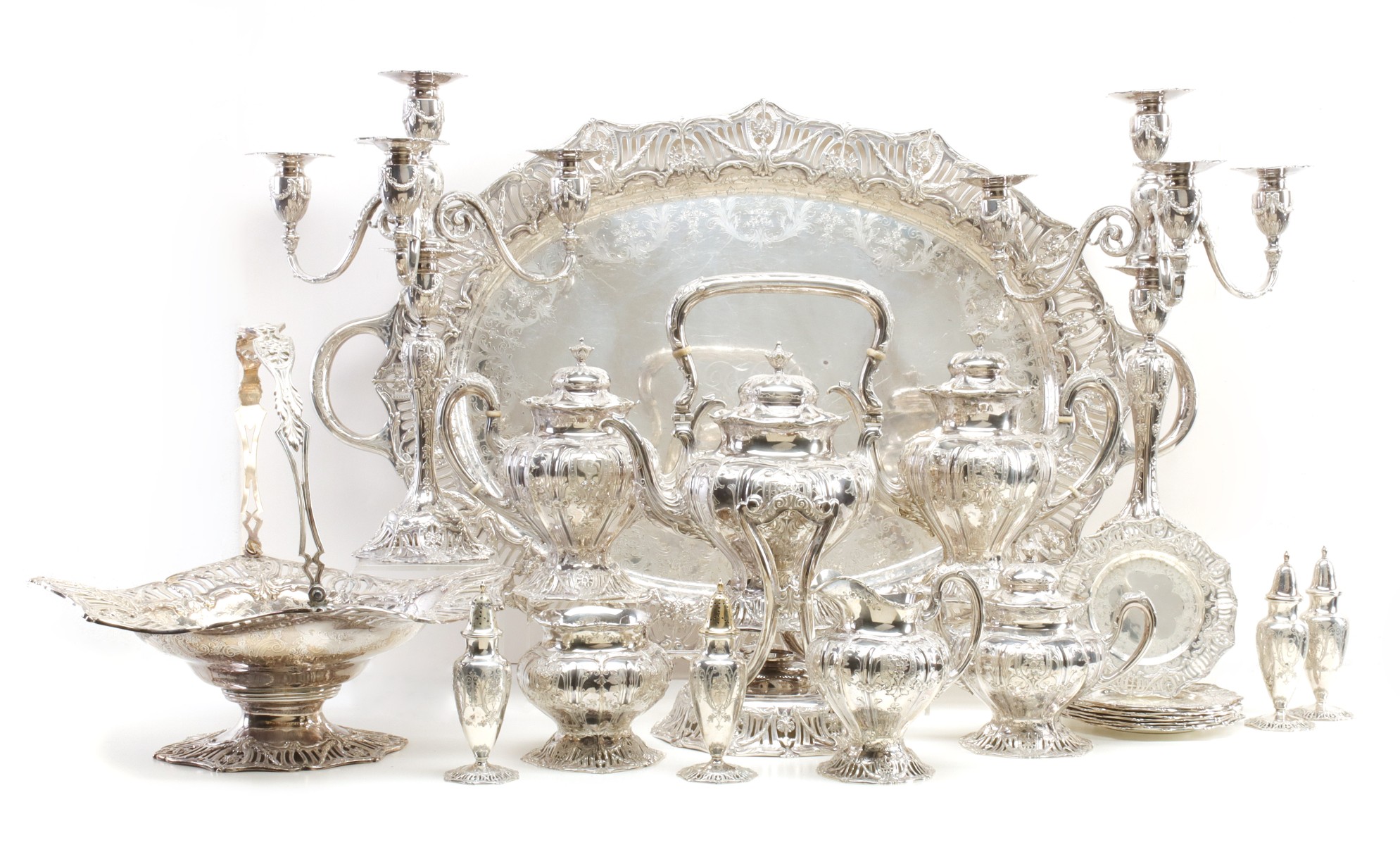 AN IMPRESSIVE 23-PIECE STERLING SILVER TABLE SERVICE