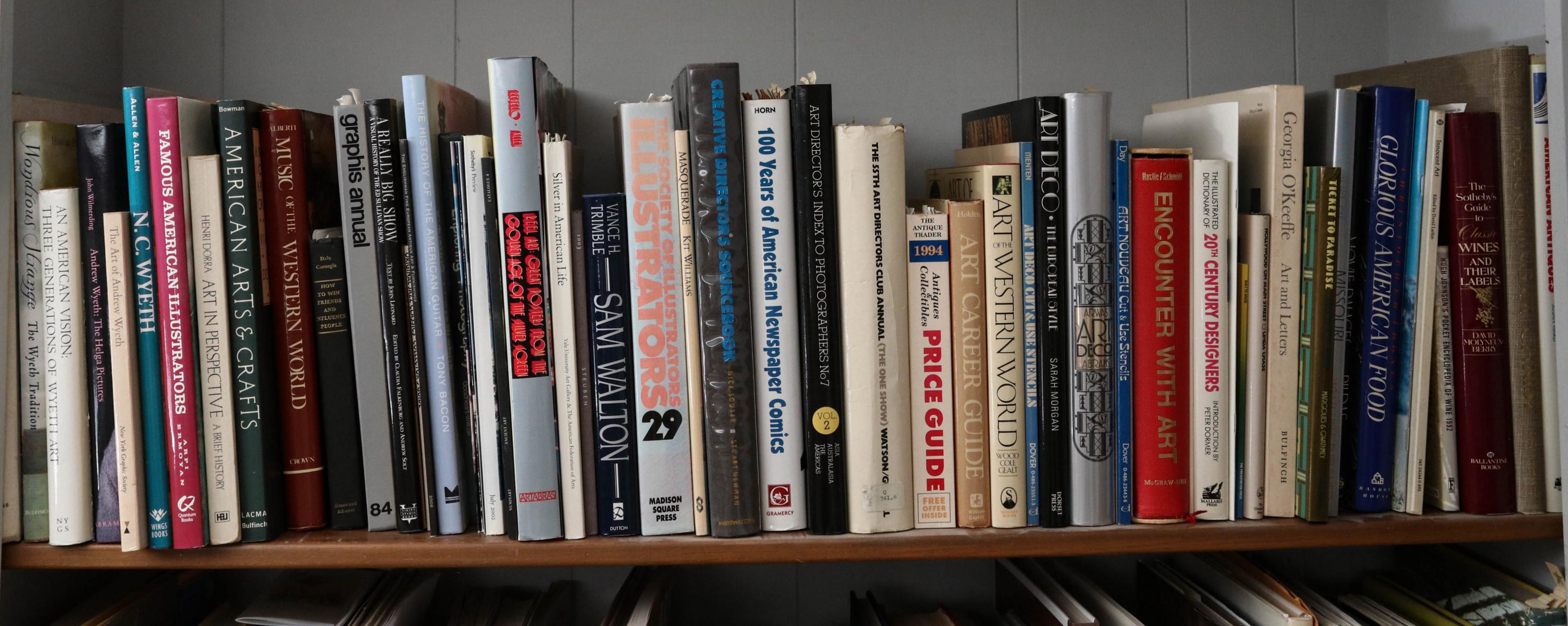 A COLLECTION OF BOOKS ON FINE ART AND DESIGN