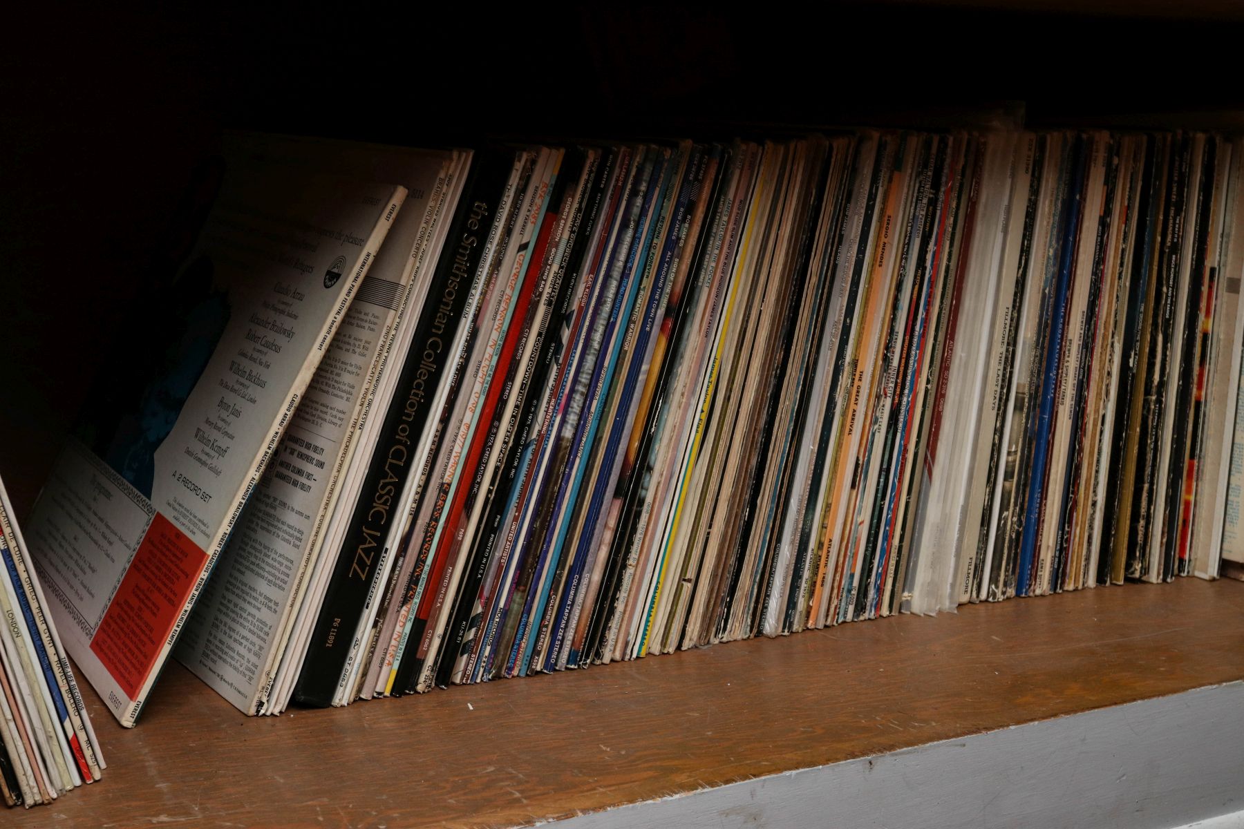 A COLLECTION OF 33 1/3 LP RECORD ALBUMS