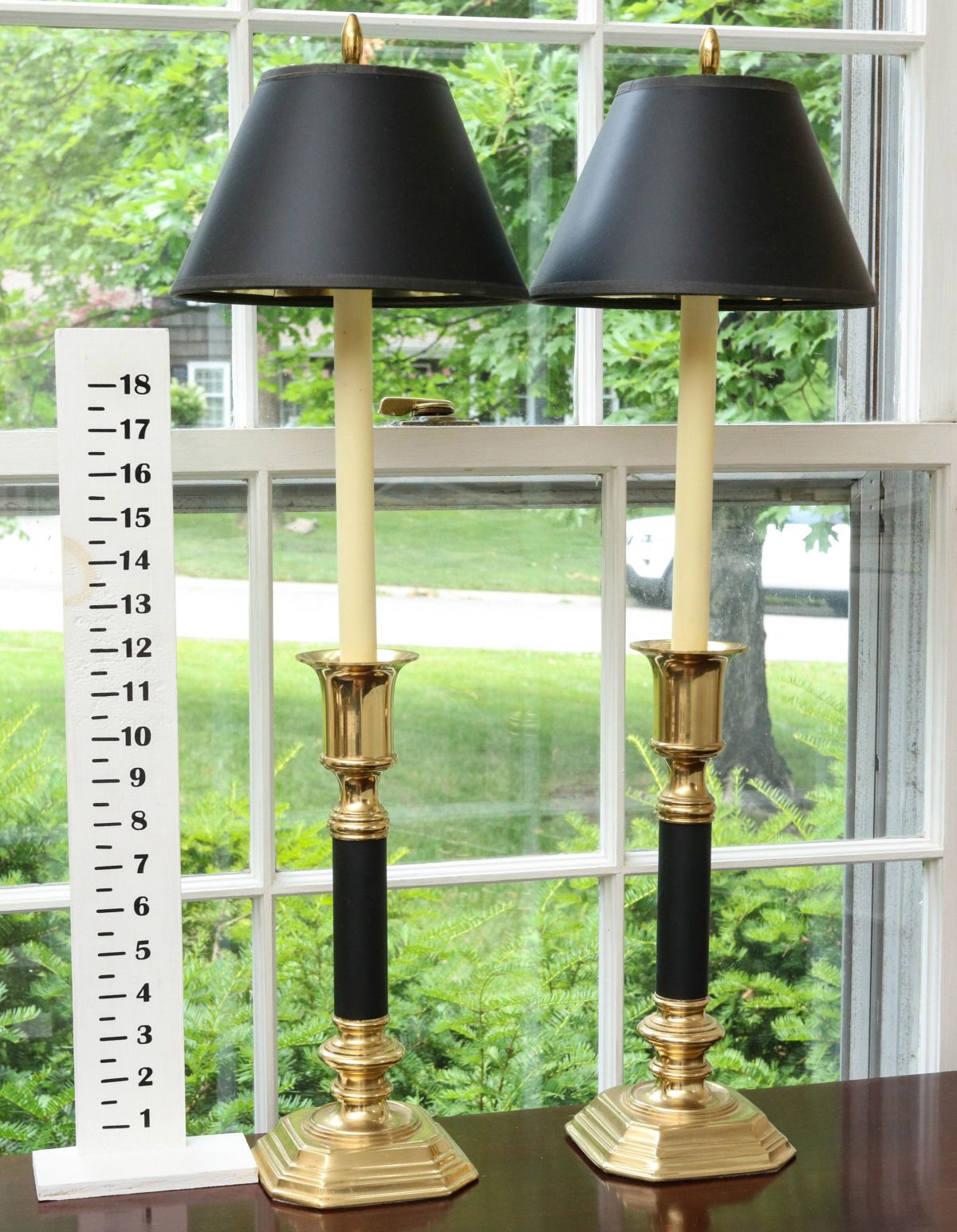 A PAIR LATE 20TH C. CANDLESTICK FORM LAMPS