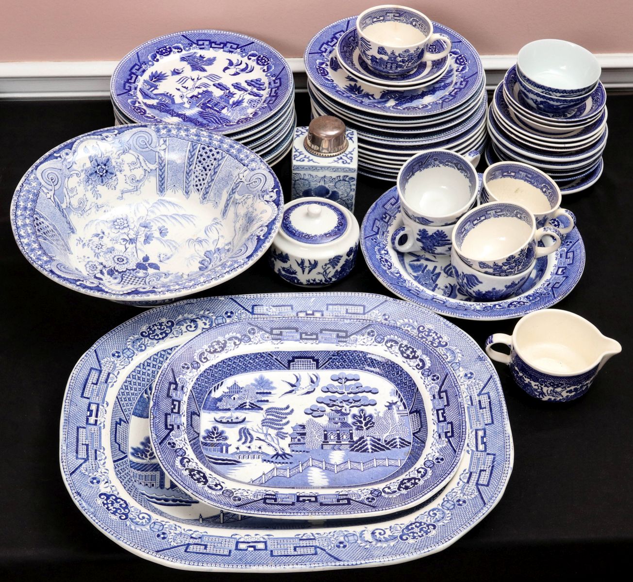 19TH CENT AND LATER TRANSFER WARE AND BLUE WILLOW