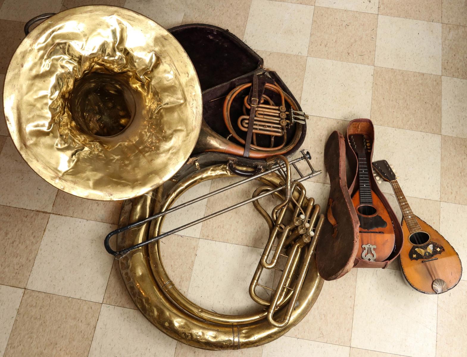 ANTIQUE SOUSAPHONE, FRENCH HORN, INLAID MANDOLINS