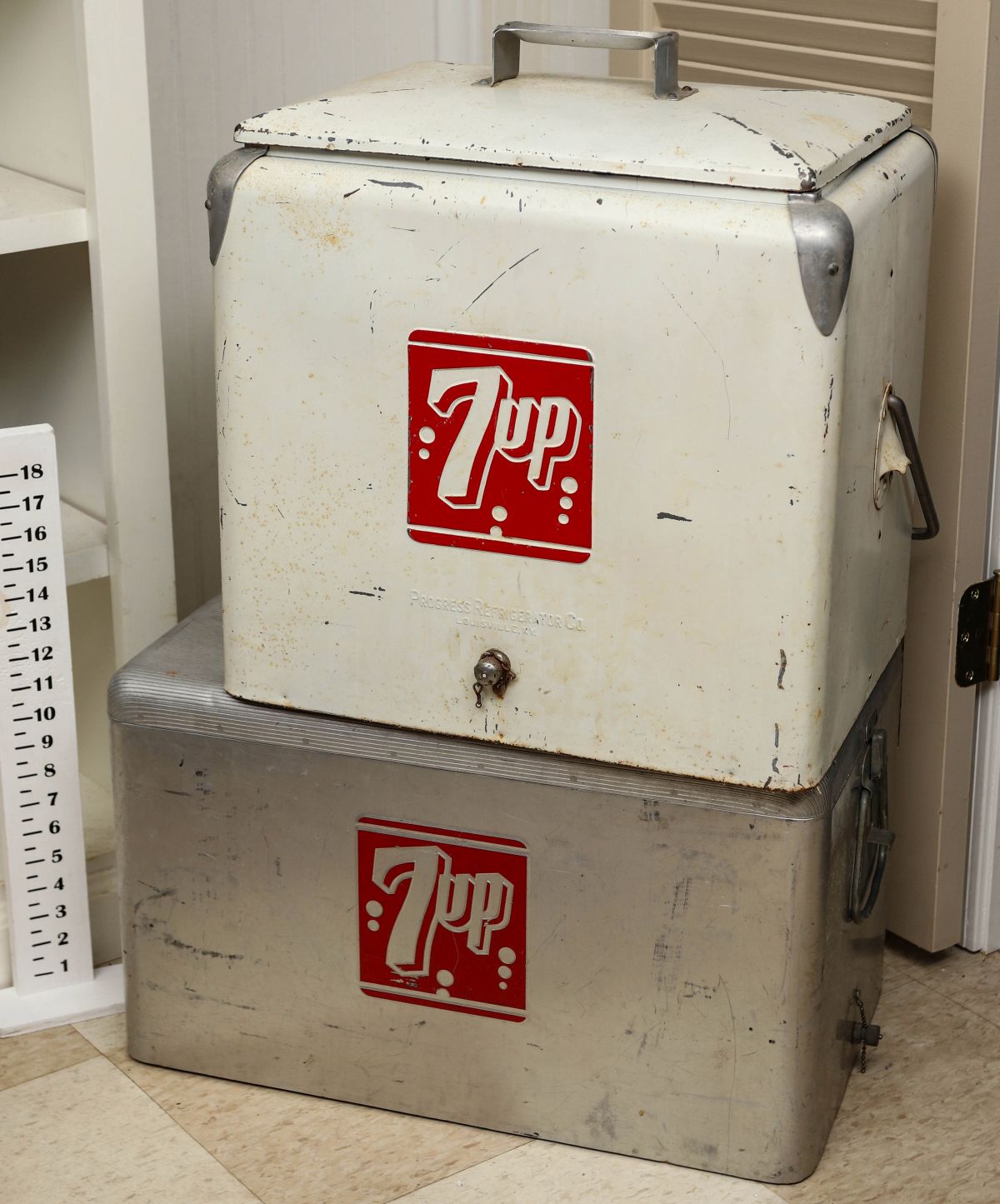 TWO VINTAGE POP COOLERS ADVERTISING 7UP SODA