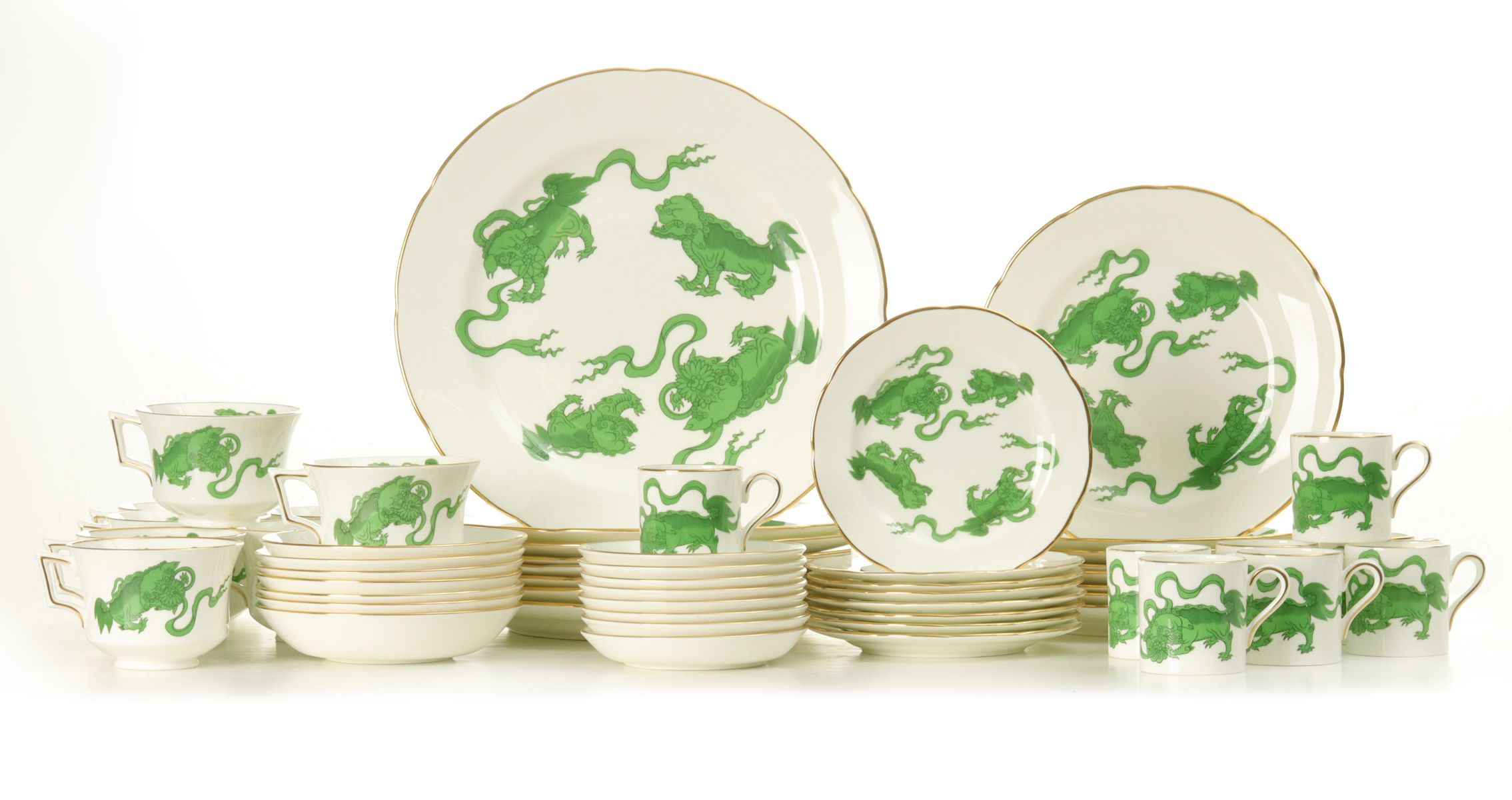 WEDGWOOD WILLIAMSBURG CHINESE TIGERS DINNER SERVICE