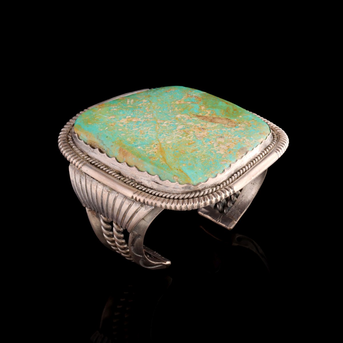 A FINE AND LARGE MEN'S CUFF WITH ROYSTON TURQUOISE