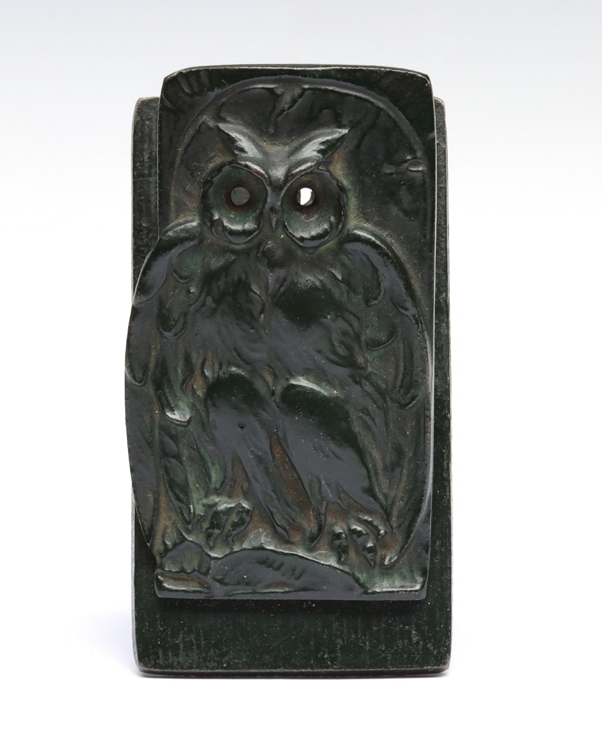 IRON OWL LETTER CLIP WITH GREEN PATINA 1880-1910