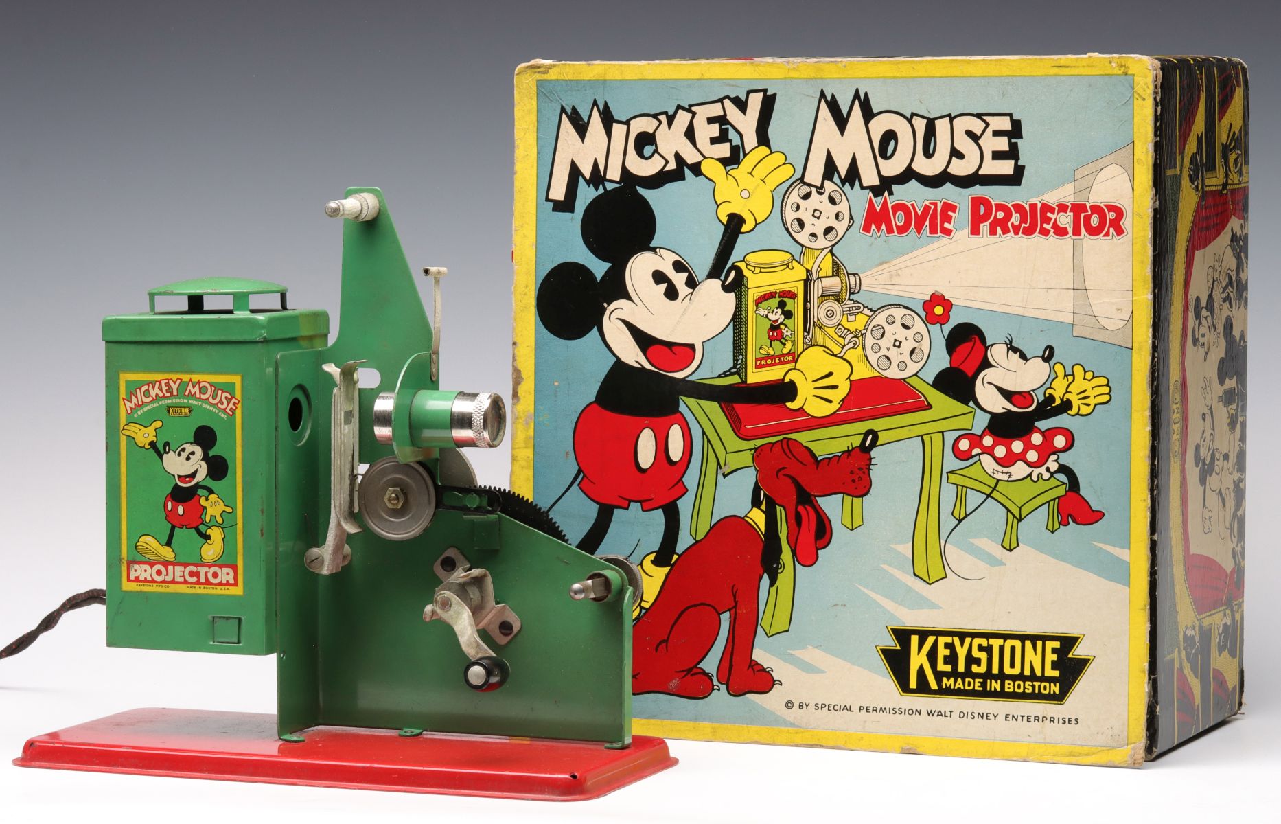 A KEYSTONE MICKEY MOUSE MOVIE PROJECTOR IN BOX