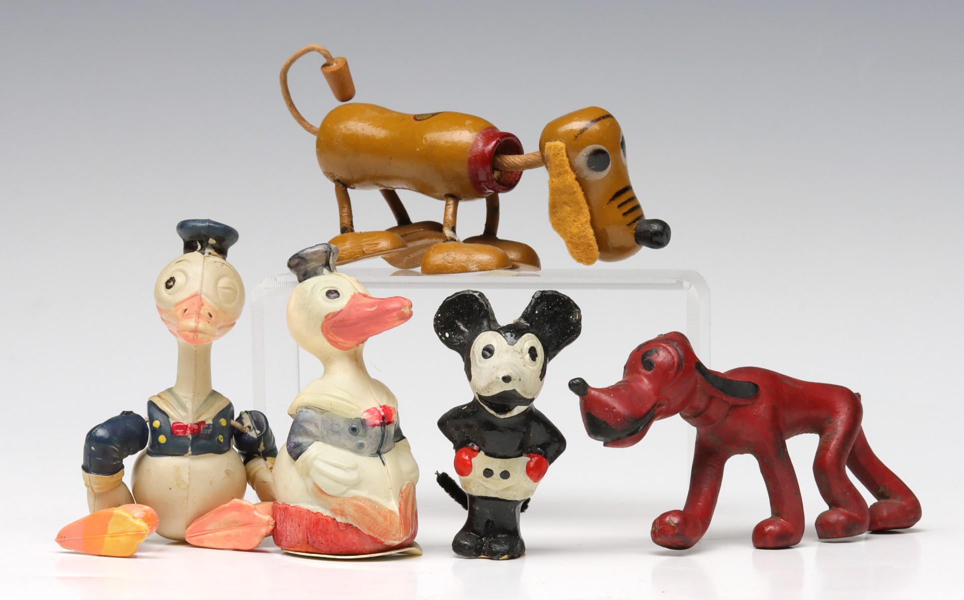 EARLY DISNEY CHARACTER COLLECTIBLES INCL CELLULOID