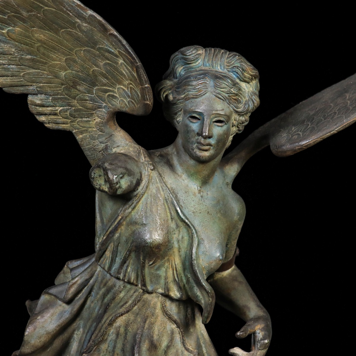 A GRAND TOUR BRONZE SCULPTURE OF WINGED VICTORY