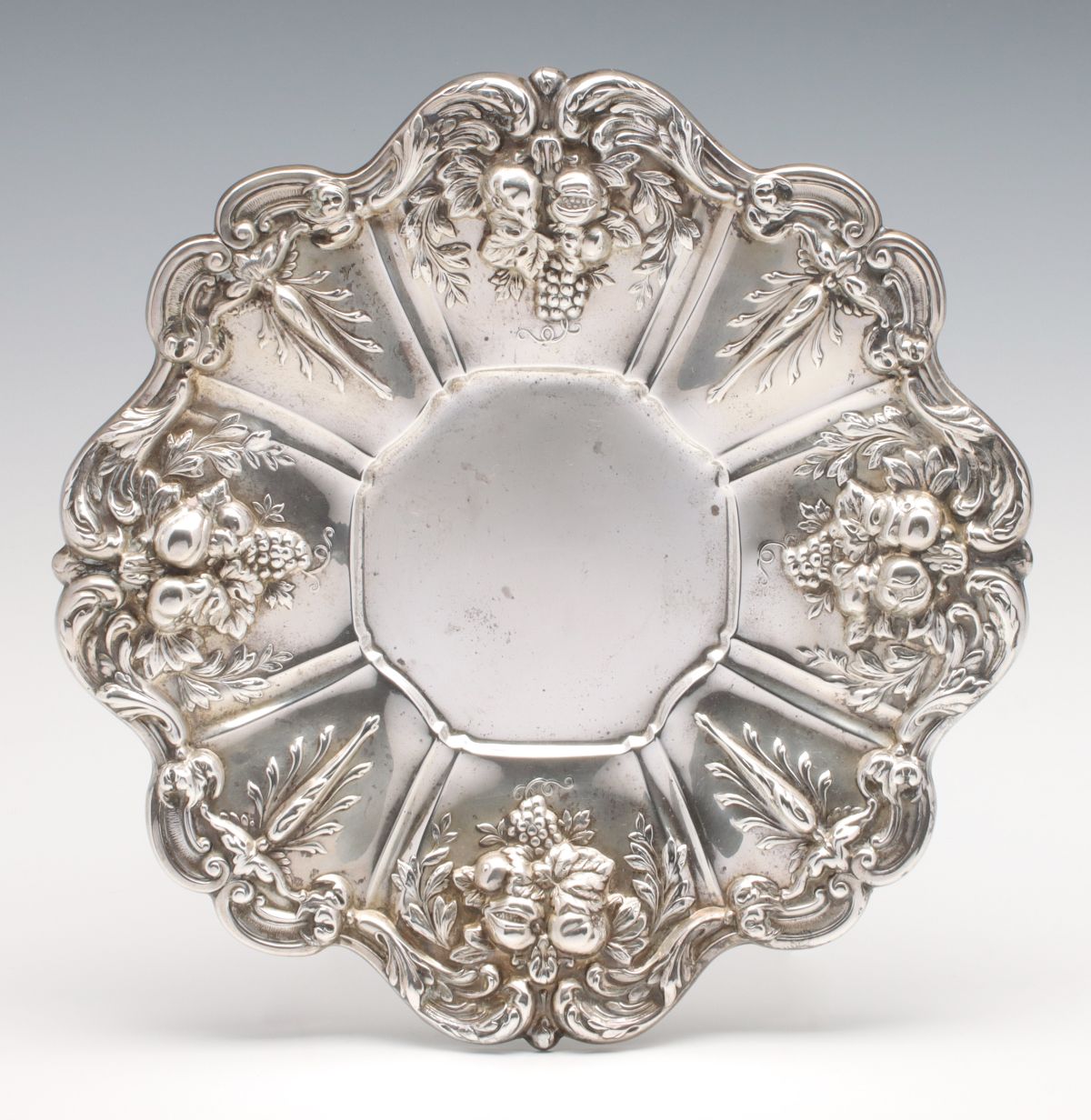A REED AND BARTON FRANCIS I STERLING SILVER TRAY
