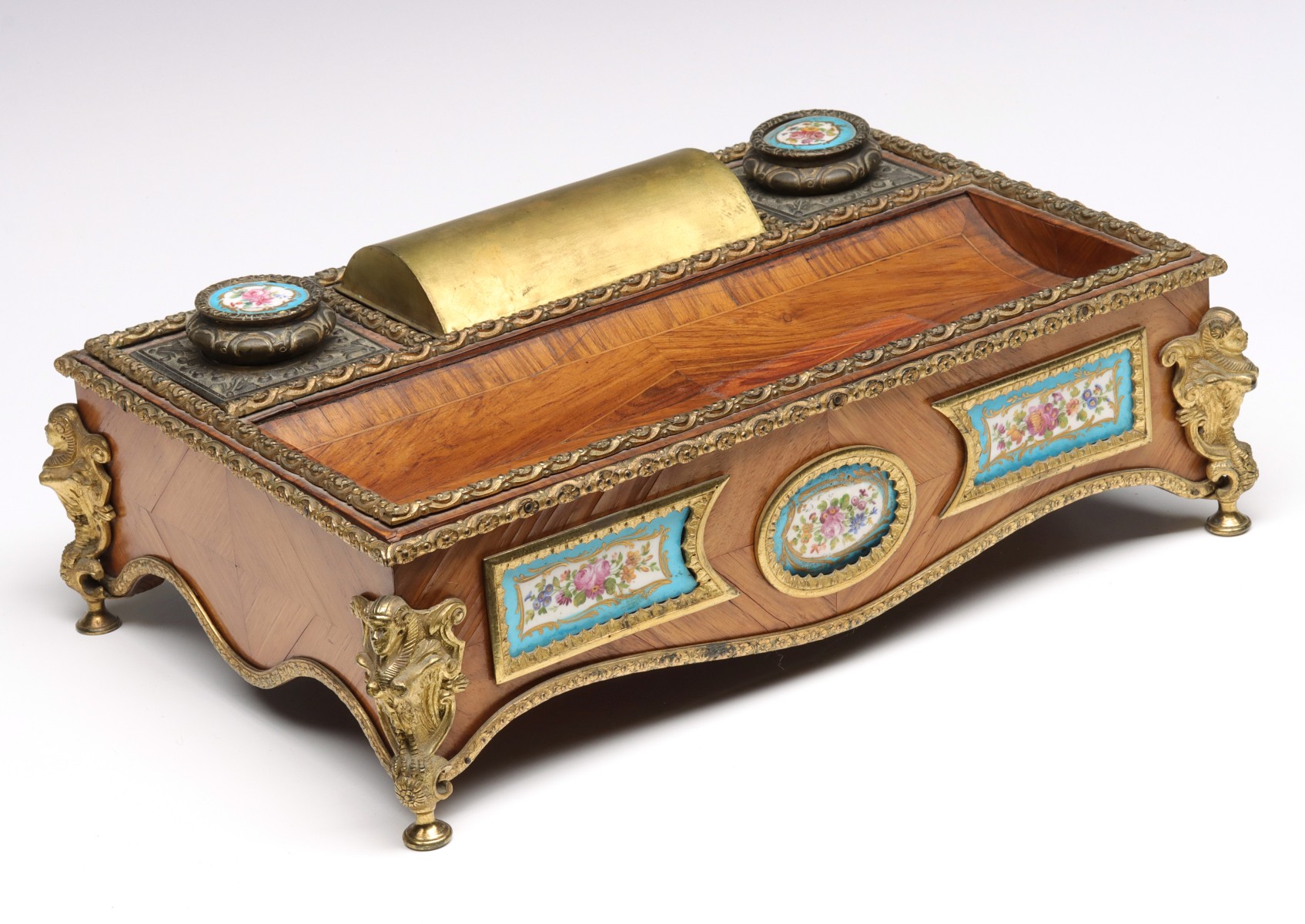 A VERY FINE 19TH CENTURY KINGWOOD AND ORMOLU INK STAND